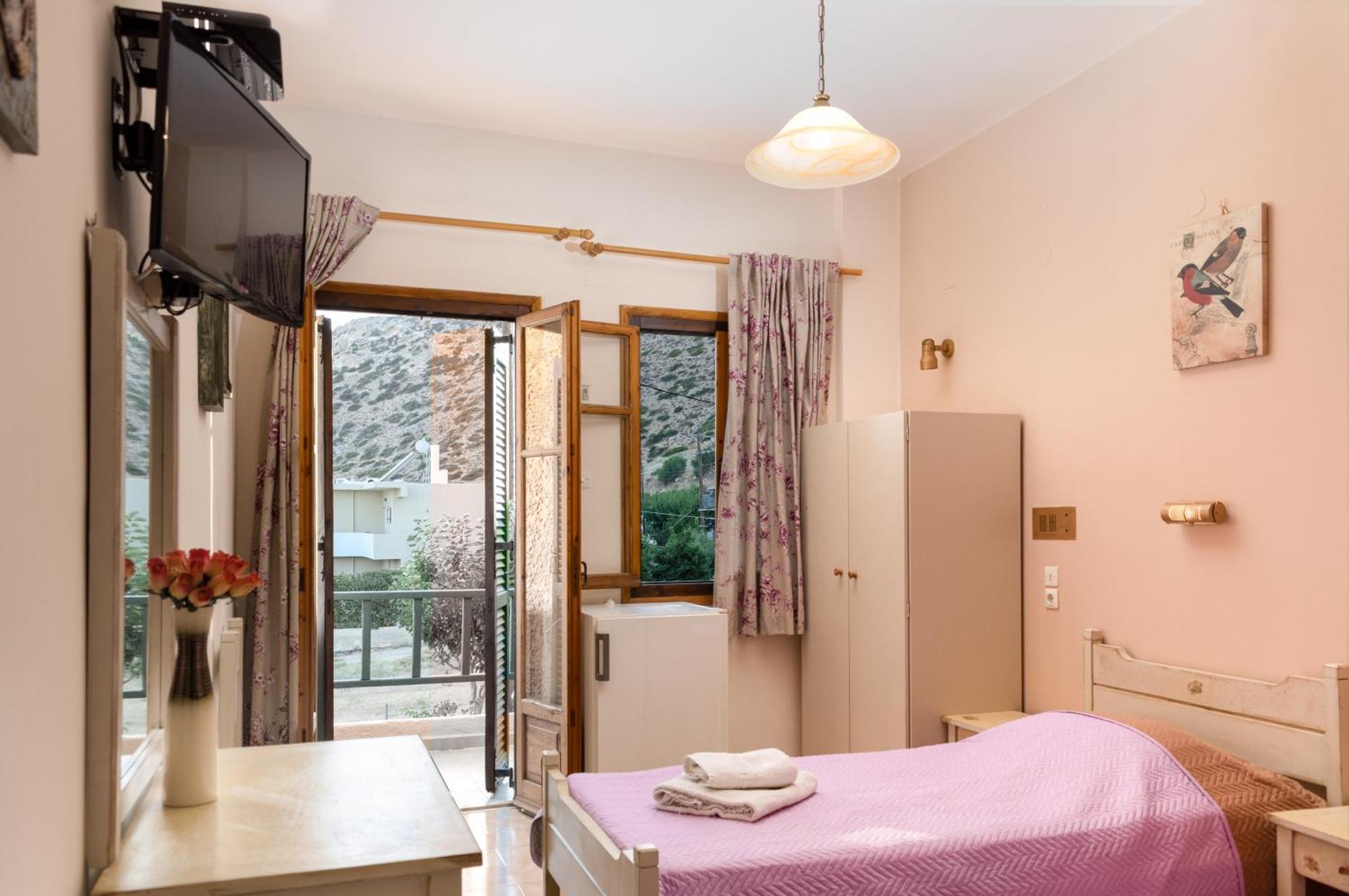 Filia Rooms Matala Eksteriør bilde