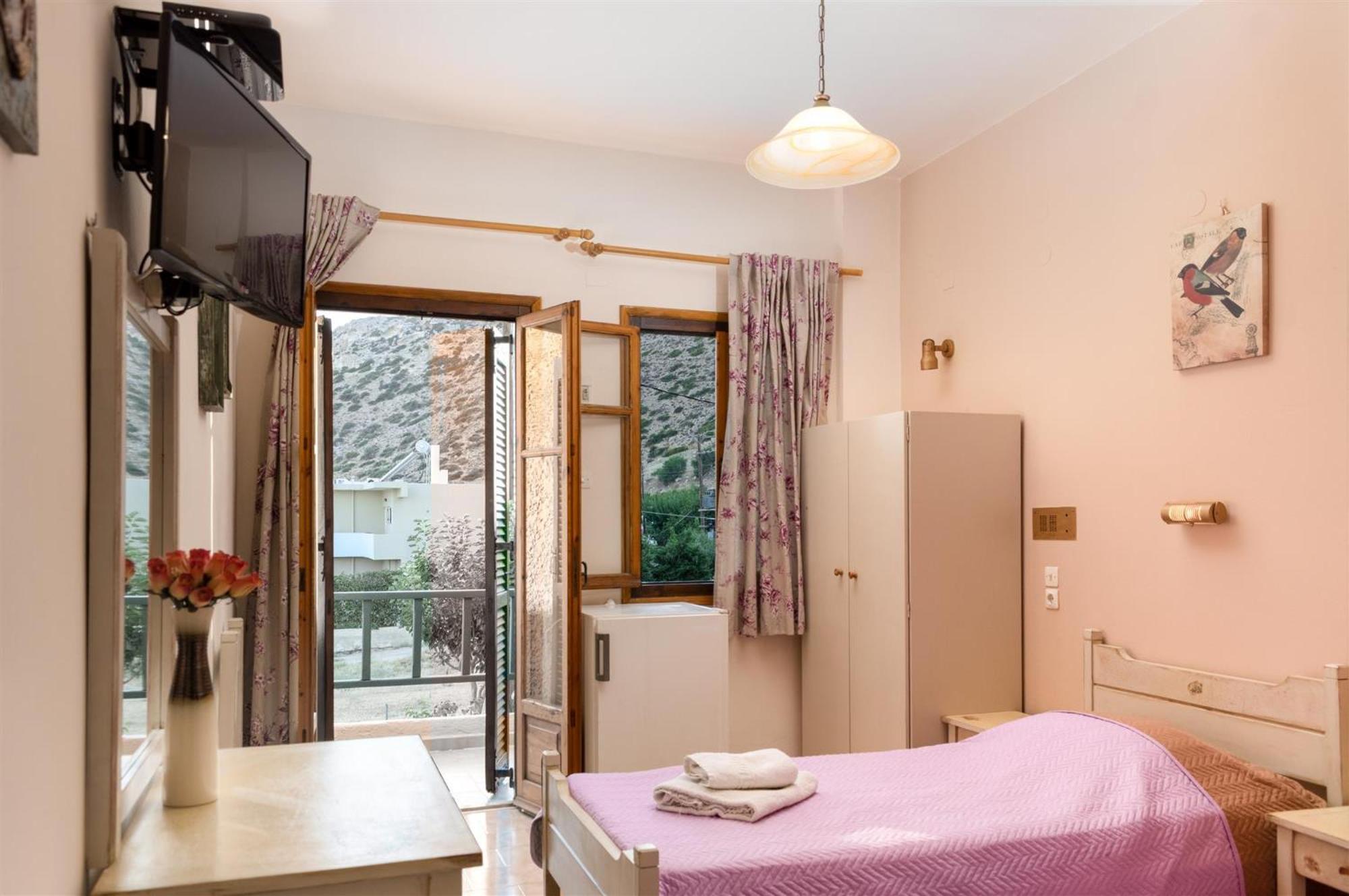 Filia Rooms Matala Eksteriør bilde