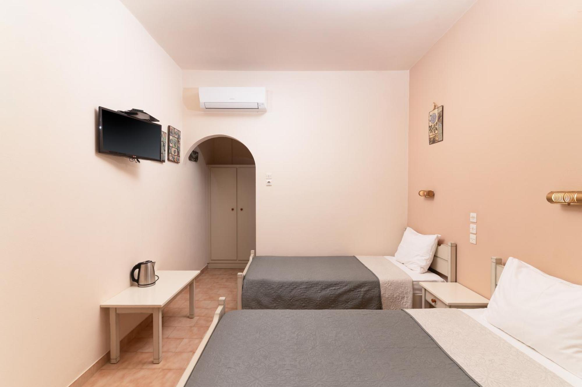 Filia Rooms Matala Eksteriør bilde