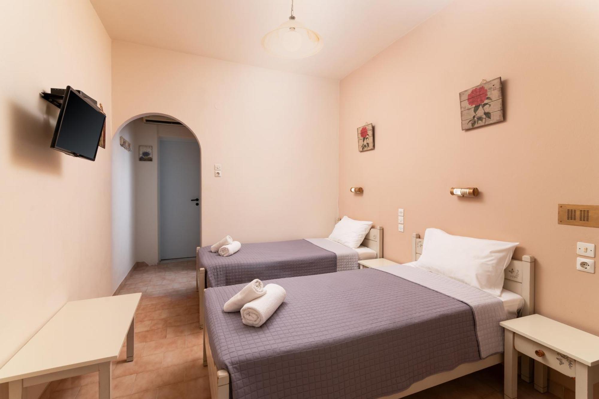Filia Rooms Matala Eksteriør bilde